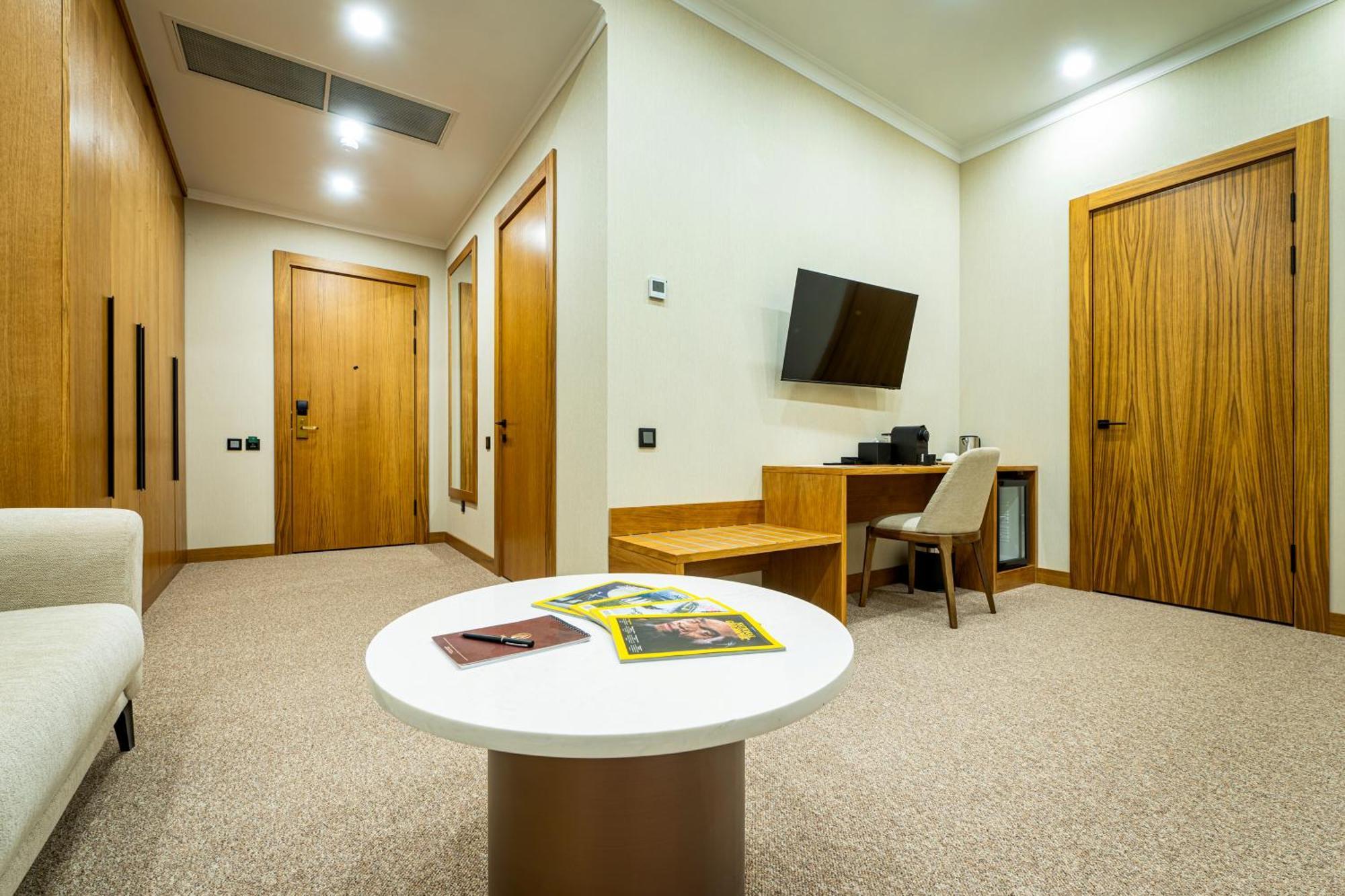 Mardan Hotel ชุมเกนท์ ภายนอก รูปภาพ